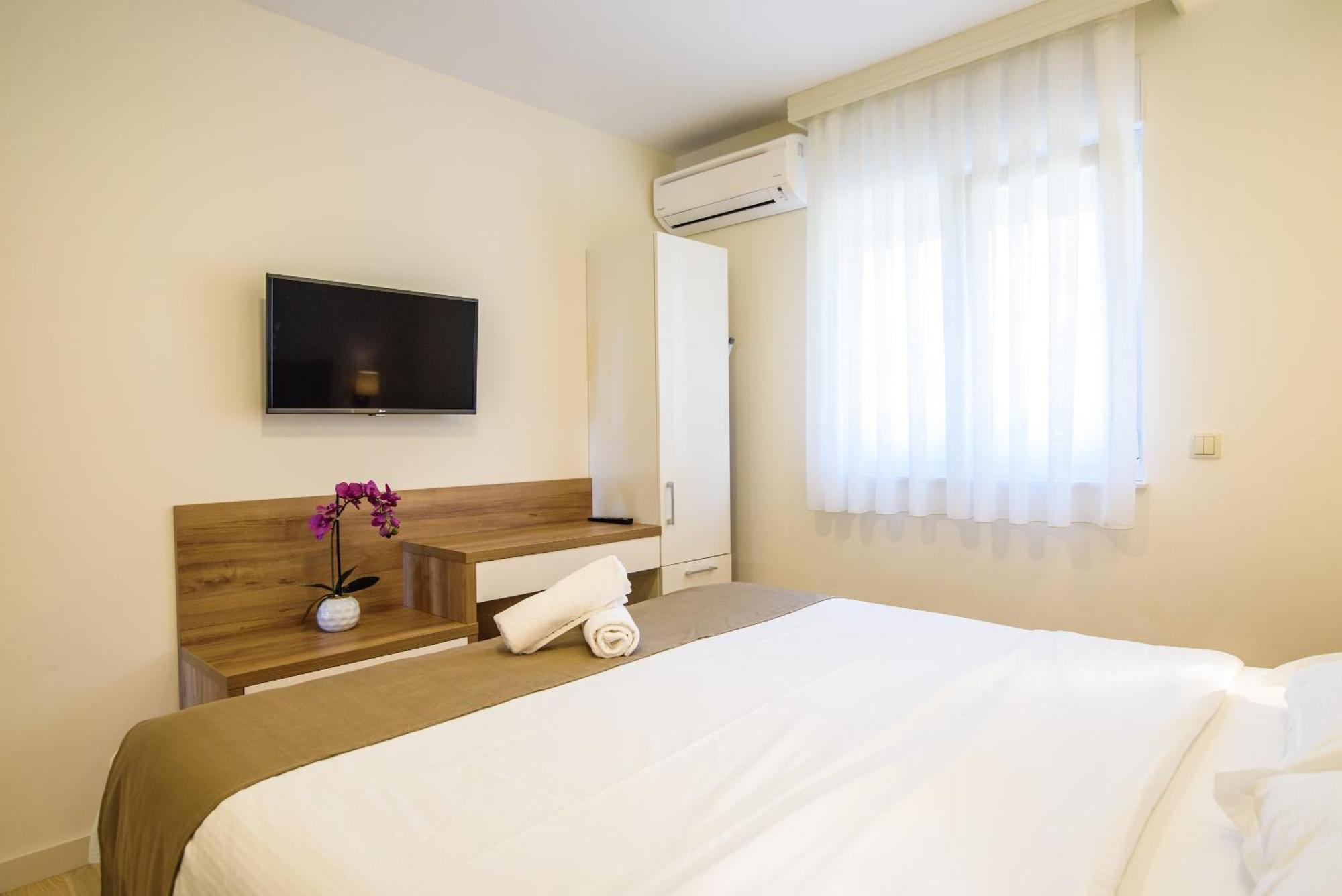 Apartments Leone Lukas Проманья Номер фото