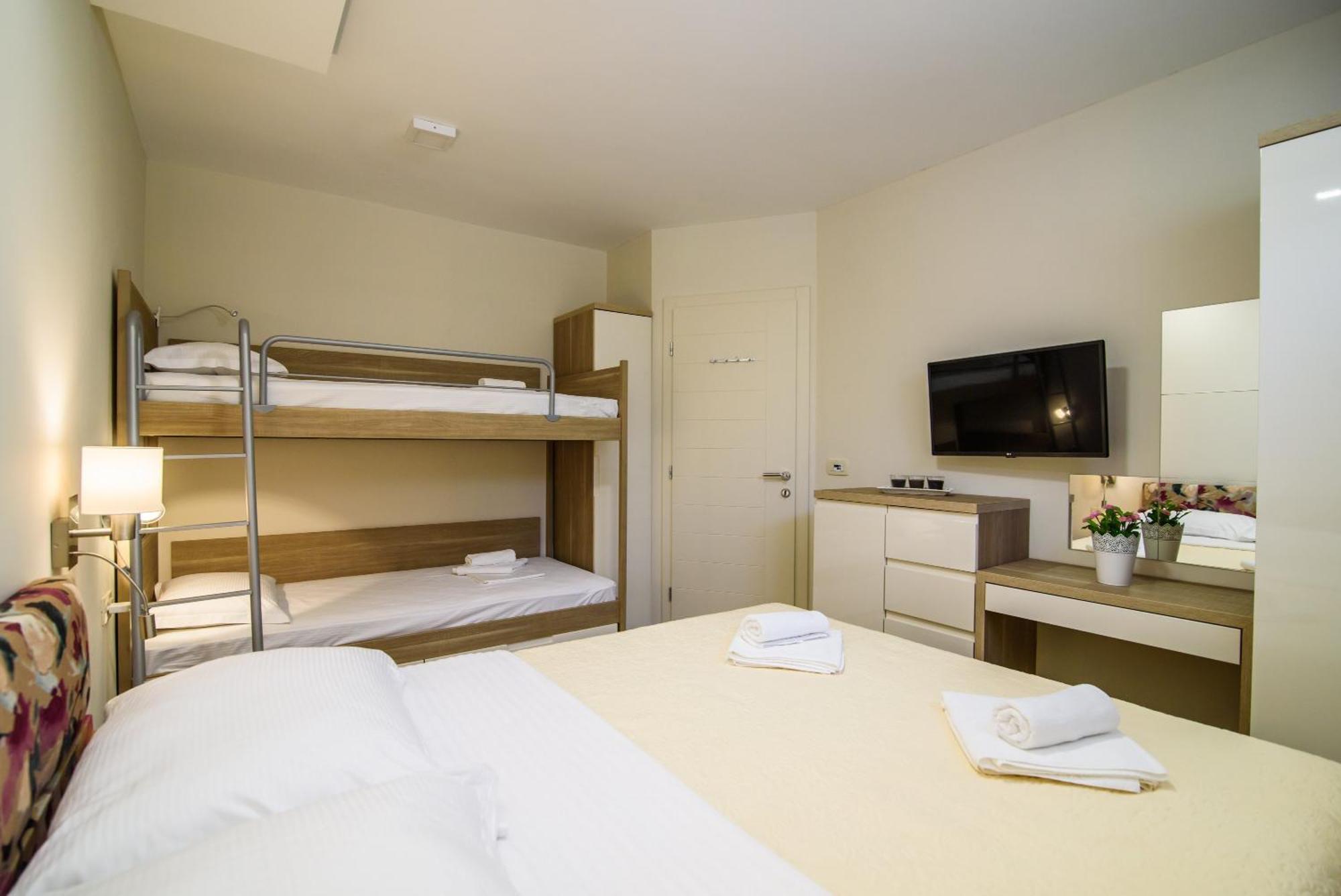 Apartments Leone Lukas Проманья Номер фото