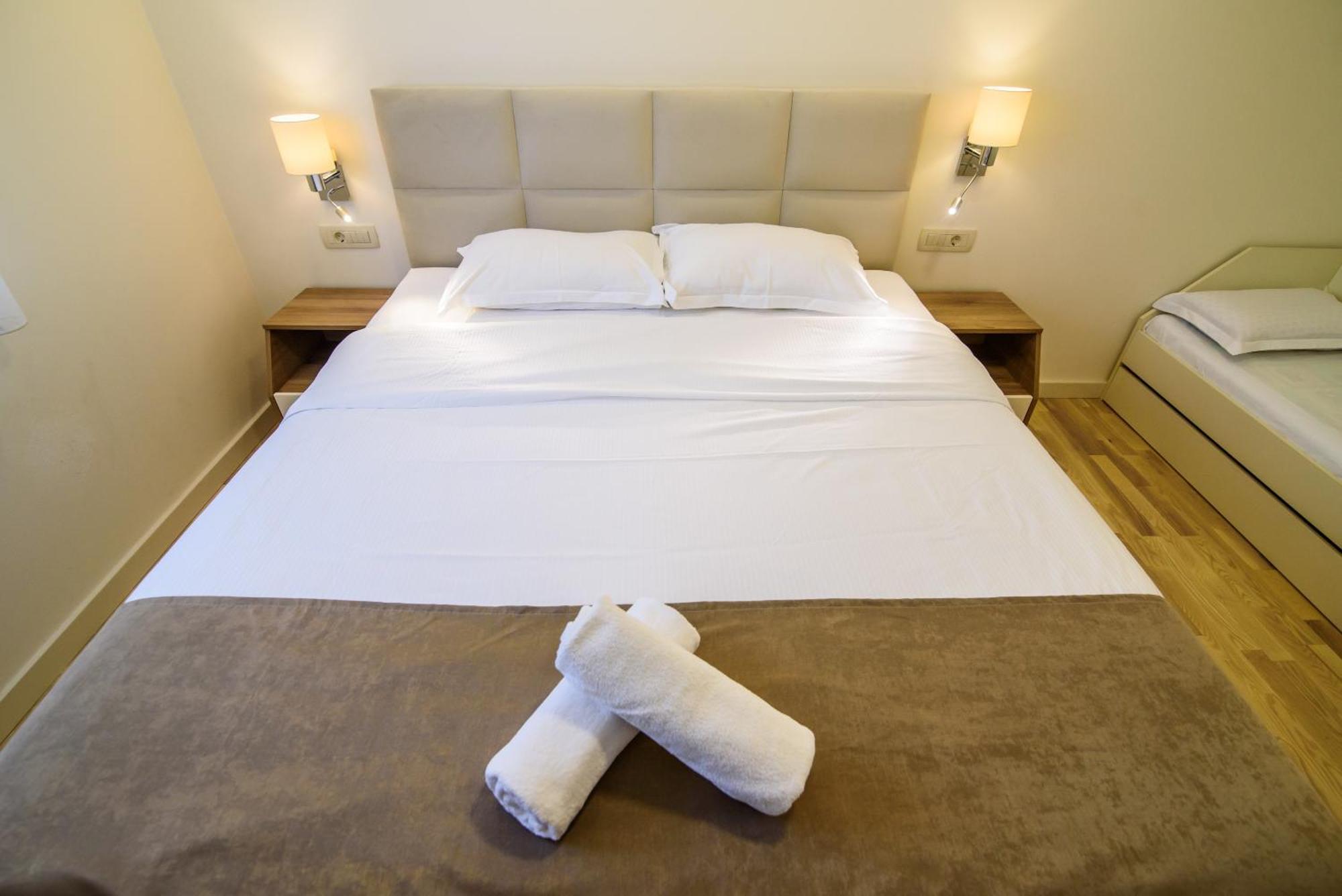 Apartments Leone Lukas Проманья Номер фото