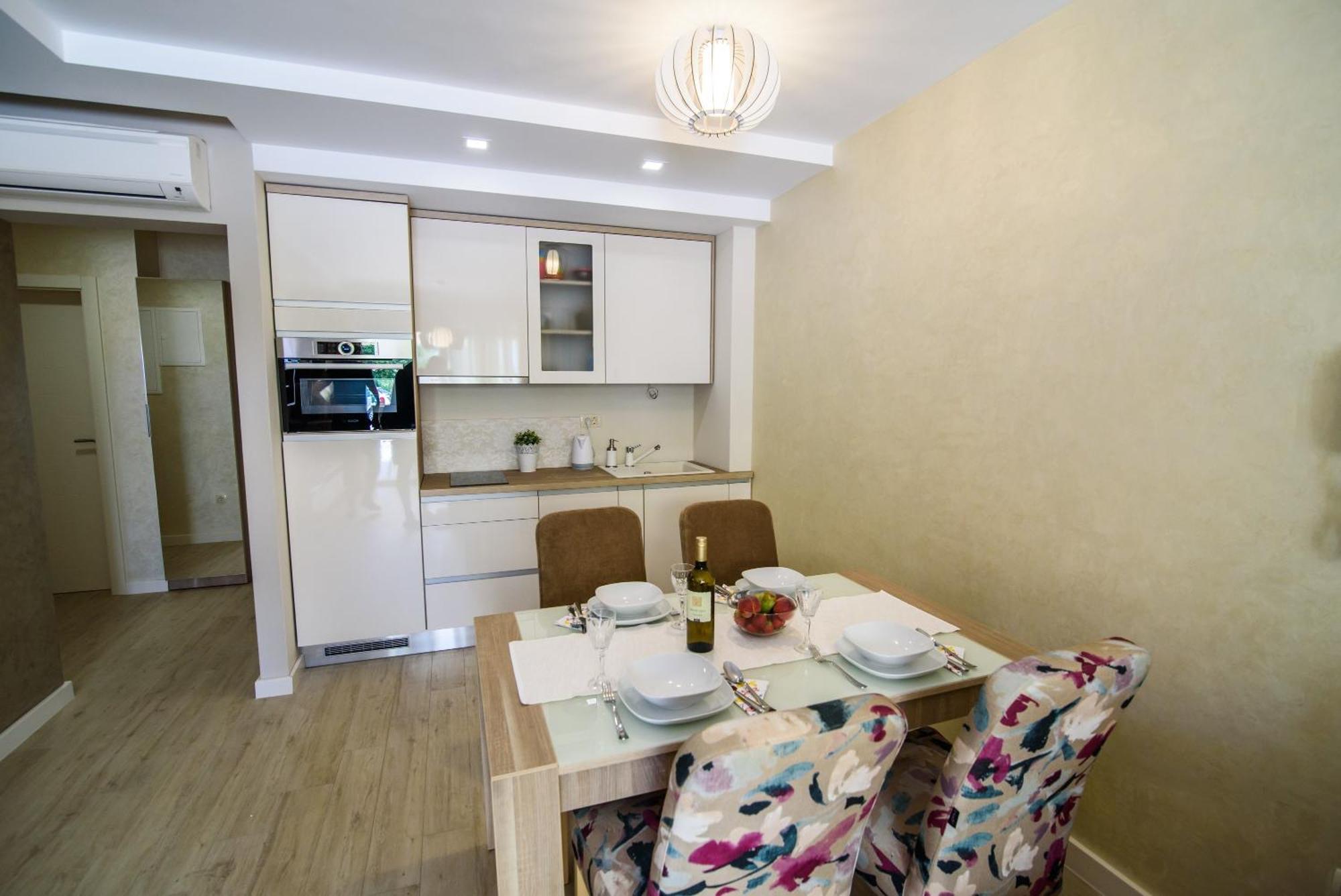 Apartments Leone Lukas Проманья Номер фото