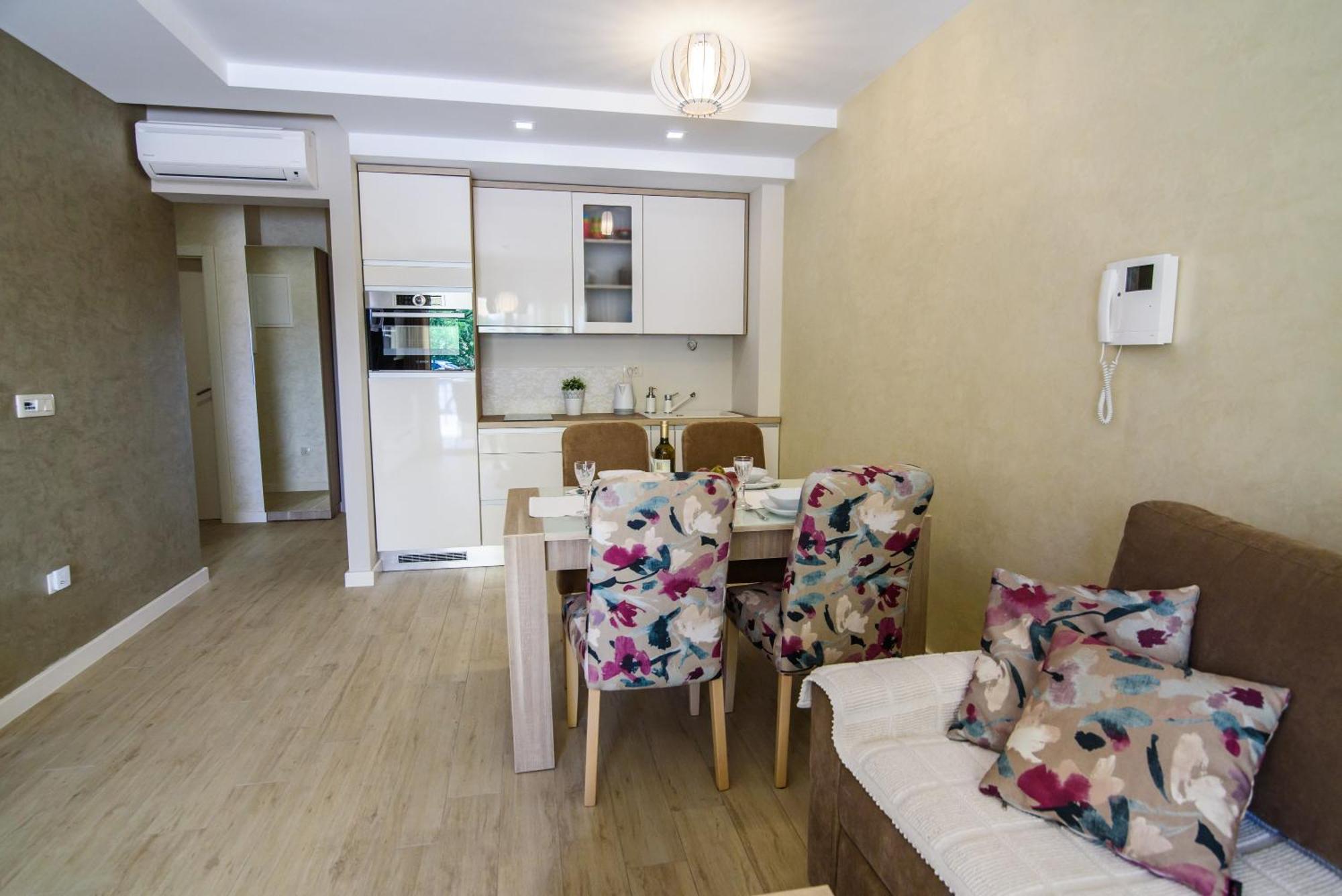 Apartments Leone Lukas Проманья Номер фото