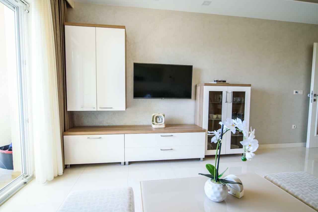 Apartments Leone Lukas Проманья Экстерьер фото